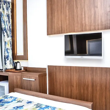 Hotel Karakas