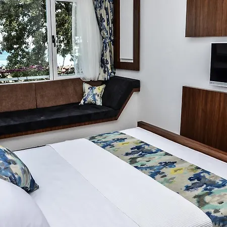 Karakas Hotel